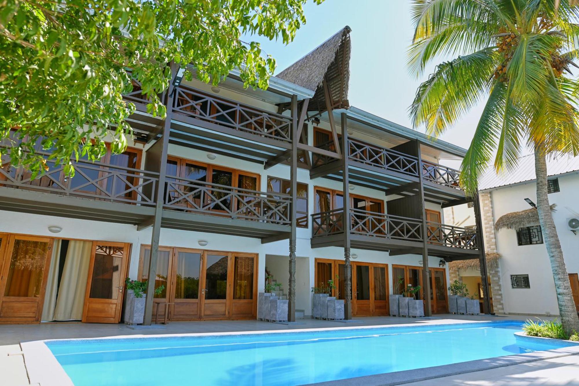 Hotel Baobab Cafe Morondava Exterior foto